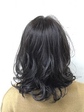 ビートヘアー 彦根イオンタウン店(BEET HAIR) 黒髪 Sweet ウェーブミディ 【BEET イオンタウン彦根店】