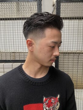 ウェルネス(Wellness) フェードカットオールバックパーマ