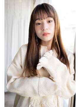 マグノリア オモテサンドウ(MAGNOLiA Omotesando) 酸性ストレートでツヤサラロング