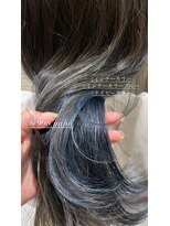 ヴァネッサ VANESSA&nbsp;ケアブリーチインナーカラーブルーダブルカラー×MIHO