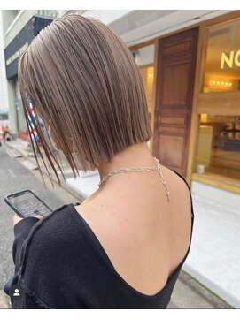 ノエ(noe) ブリーチ/ハイトーン/カラー/ベージュ/ミルクティ/ボブ