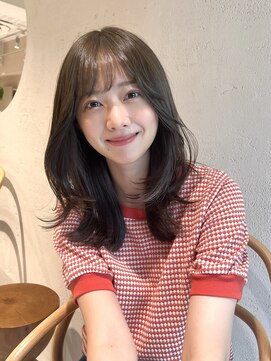 ルル 表参道(lulu.) レイヤーカット/グレージュカラー/シルキーベージュHARUNA