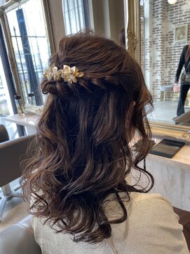 アイボリードット(ivory.) ハーフアップ