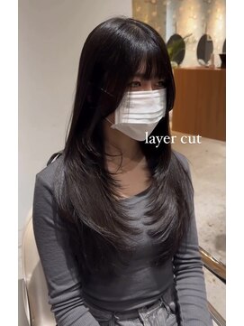 スリー(three) レイヤーカット