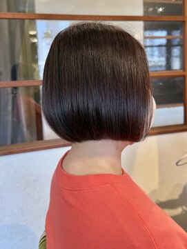 エルサフィロ キタハマ(el zafiro kitahama) 30×40×50代×透明感×ゼロテク白髪染め×ボブ