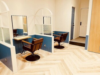 エーグランツ 住吉店(a-granz)の写真/【カット+アルガンカラー+最高級ハホニコTR¥8000】周りを気にせずゆったり過ごせる大人サロン♪