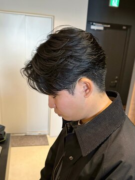 曲がる縮毛矯正/センターパートフェザー/シースルーフェザー