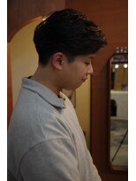 エディ(Edy)&nbsp;メンズセンターパートニュアンスパーマ刈り上げ眉毛カット岡山