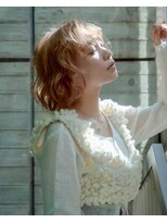 シーン バイ ラッド(SCENE by RAD)&nbsp;柔らかく揺れるレイヤーショートボブヘア小顔盛り顔まわりカット