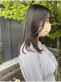 ダークグレー