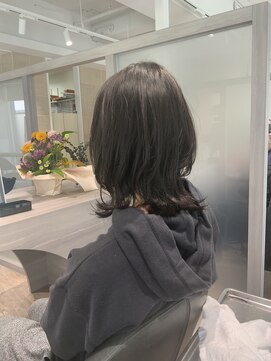 ブロッサム 保谷(Blossom) 20代30代大人可愛い★小顔ショートカット前下がりウルフカット