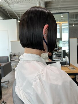 カフ(CAF) CAF松本【ダークトーンカラーにも合うおしゃれボブ】