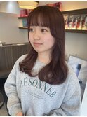 ピンクベージュ