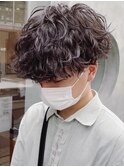 波巻きスパイラルパーマツーブロックメンズマッシュ栄