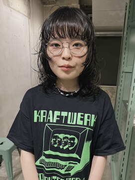 ロジ(loji) レイヤーたっぷり、パーマヘア