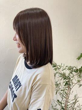 ユニ(uni.) ミディアムヘア
