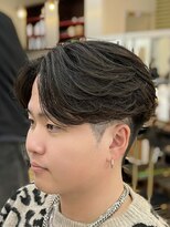 レボルトヘアー(R EVOLUT hair) 刈り上げセンターパートフェザーパーマニュアンスパーマ/柏駅