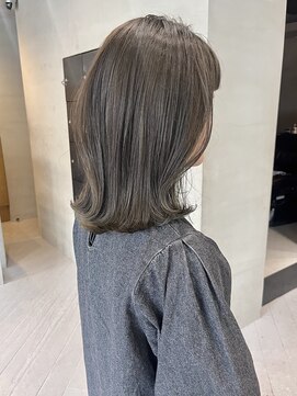 ヘアー アイス ルーチェ(HAIR ICI LUCE) ブリーチなしオリーブグレージュカラーカーキカラー/中西