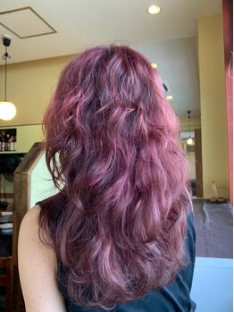 すぎ美容室の写真/ヘアマニキュアを使用するので、頭皮が敏感な方にもおすすめです。
