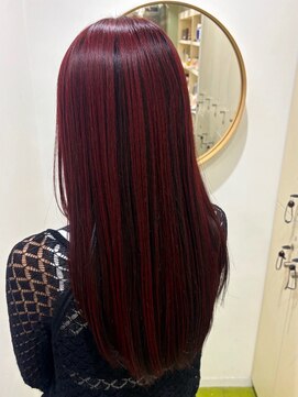 ギグス 栄店(gigs) ミディアムヘア/暗めヘア/レッド/セクション/髪質改善/ツヤ髪