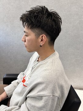 リオールバイニアウ(RE:ALL by Niau) MEN’S HAIR/波巻ツイストスパイラル/フェザーパーマ/太田