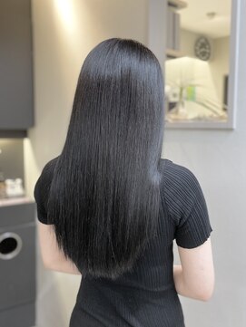 エープラス(A+) 【乾燥・広がり改善】艶感重視の大人美髪