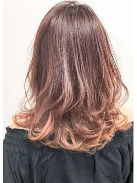 クアトログランシュ ひたちなか店(QUATRO×GranCieux) ピンクアッシュ、ゆるウェーブロング★QUATRO★