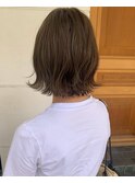 アッシュベージュ
