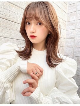 リコバイアフロート(riko by afloat) お顔周りのレイヤーカットで韓国風ヘア