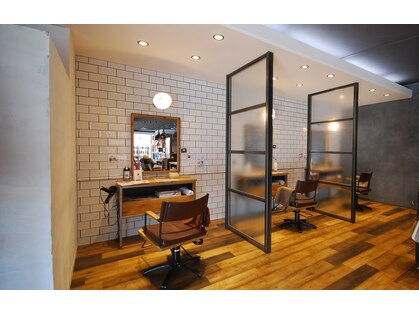 サンカリ SANKARI 船木店の写真