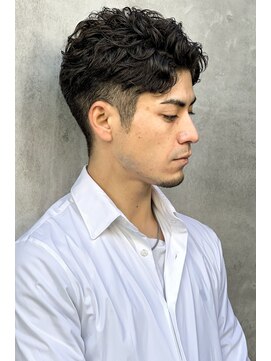 トルネード(TORNADO) ツーブロック刈り上げアップバング　n5.16