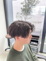 バック(BUCK)&nbsp;センターツイストパーマ