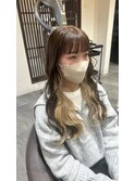 インナーカラー×ホワイトベージュ/ホワイトブロンド
