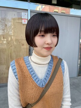 イン(in.) ダークトーン/ミニボブ/ミニショート