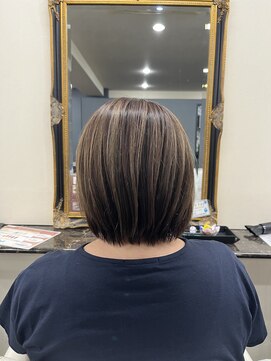 アイズ 渋沢(AIZU) 白髪ぼかしカラー