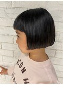 女の子　キッズカット　ミニボブスタイル
