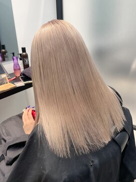 ホープ(hope) ホワイトベージュ/ブリーチ/ダブルカラー/大阪梅田