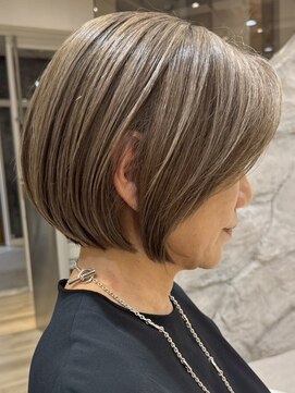 ソワネ 表参道(soigne) 表参道大人ショートボブ顔周りレイヤーカットくびれショート40代