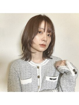 ミディアムレイヤー20代30代40代大人スタイル