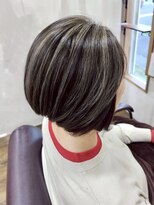 イタクラ 赤道店 (ITAKURA)&nbsp;白髪ぼかしハイライト／ハイライト／アンブレラカラー