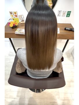 フォーカラープロブレム(4 COLOR PROBLEM) 髪質改善　アルカリ酸熱