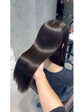 シェノン 梅田(CHAINON) イメチェン/ピンクベージュ/アンブレラカラー/前髪/梅田