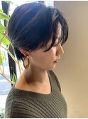 担当 西田 ハンサムショート ベージュ センターパート