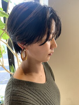 ヘアー アイス ルーチェ(HAIR ICI LUCE) 担当 西田 ハンサムショート ベージュ センターパート