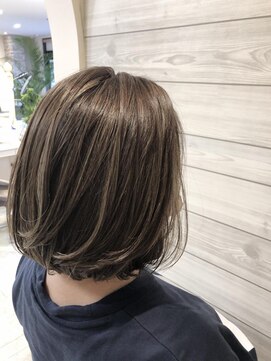 クレア(CREA) 夏前ハイライトカラー！