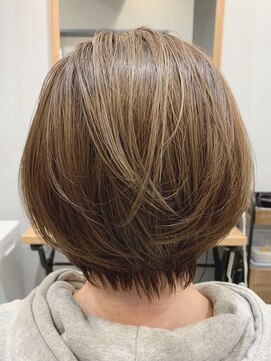 グラッシー センター北店(GLASSI) 美シルエット耳かけイメチェンフォギーベージュ◎