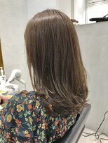 エマ(emma)&nbsp;★セミロング★レイヤースタイル★ナチュラルベージュ★