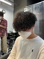 アイズ 海老名(AIZU)&nbsp;波巻きスパイラルパーマツイストスパイラルパーマメンズマッシュ