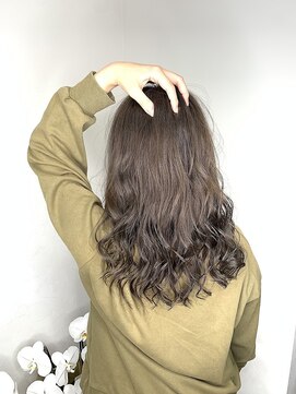 リベルテ 新宿(Liberte) カーキベージュ