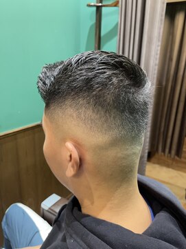ヒロギンザバーバーショップ 丸の内店(HIRO GINZA BARBER SHOP) サイドパート